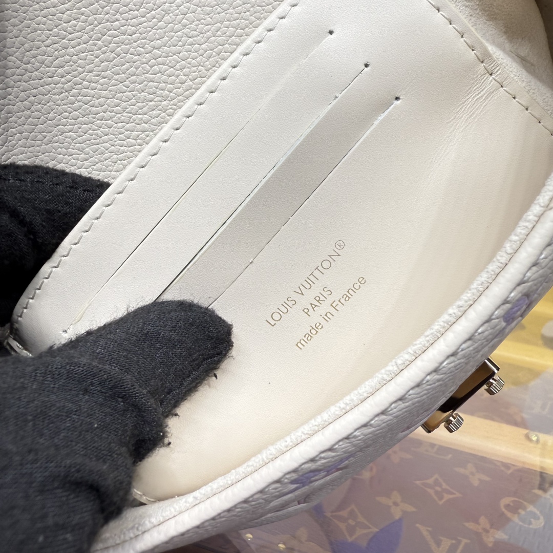 LV M25596 Nano Madeleine