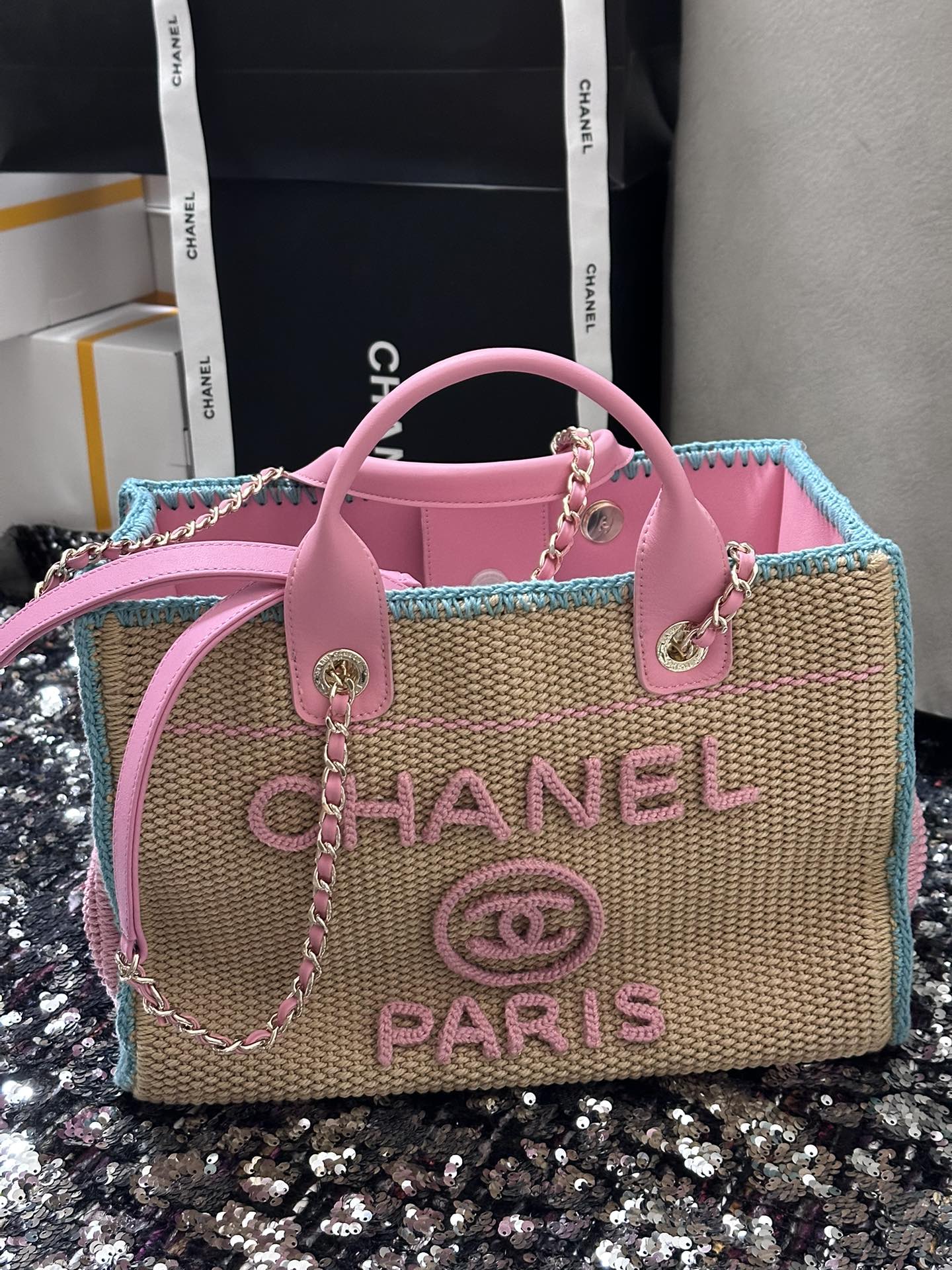 Chanel 24s woven beach bag-pink
