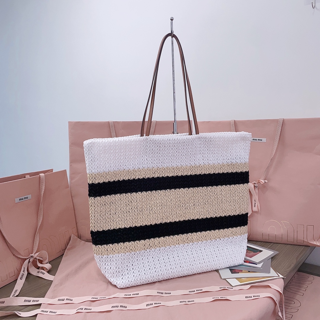 MiuMiu-Raffia-effect woven tote bag