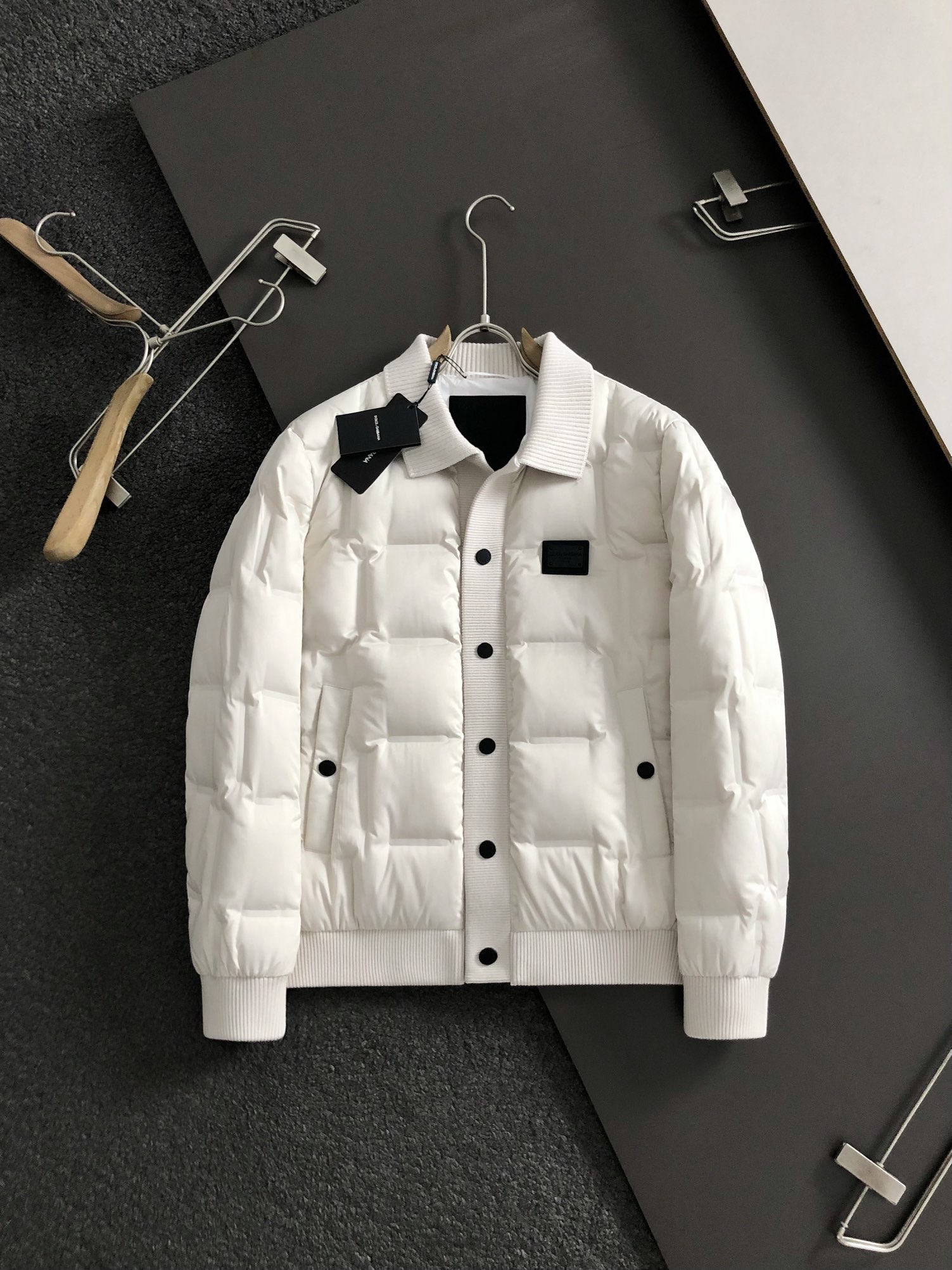 D&GPlaid button leather design fleece down jacket