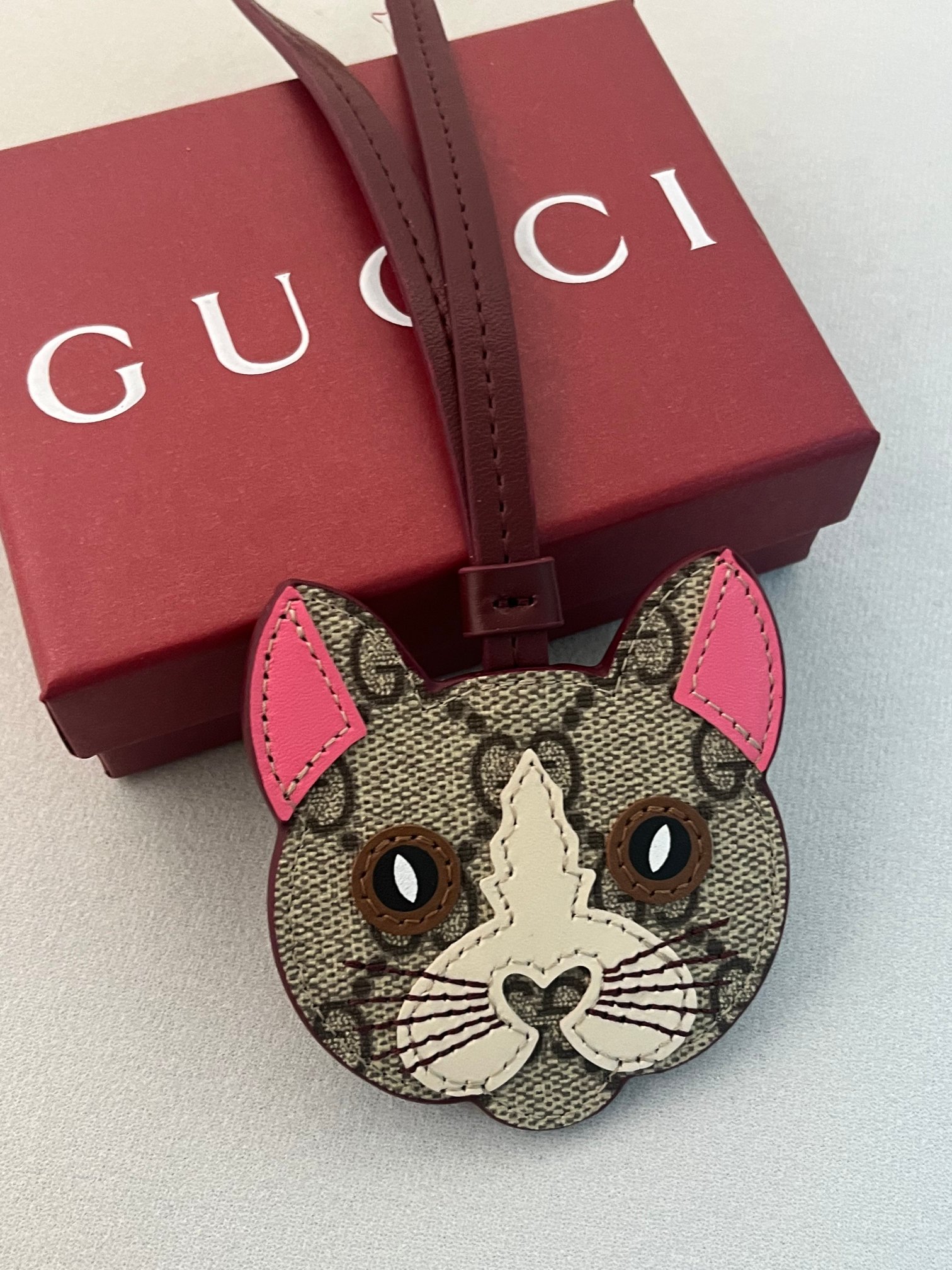 Gucci GG Emblem Cat Charm