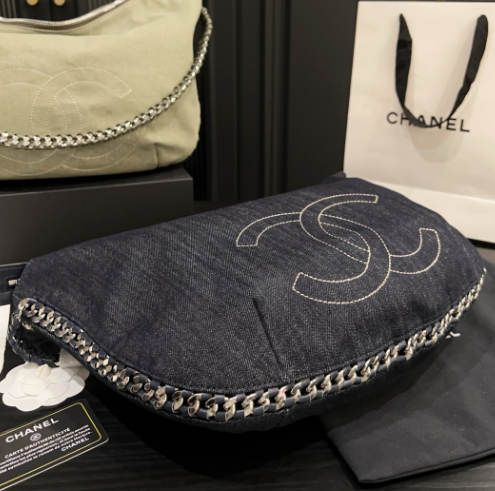 Chanel Hobo Shoulder Bag