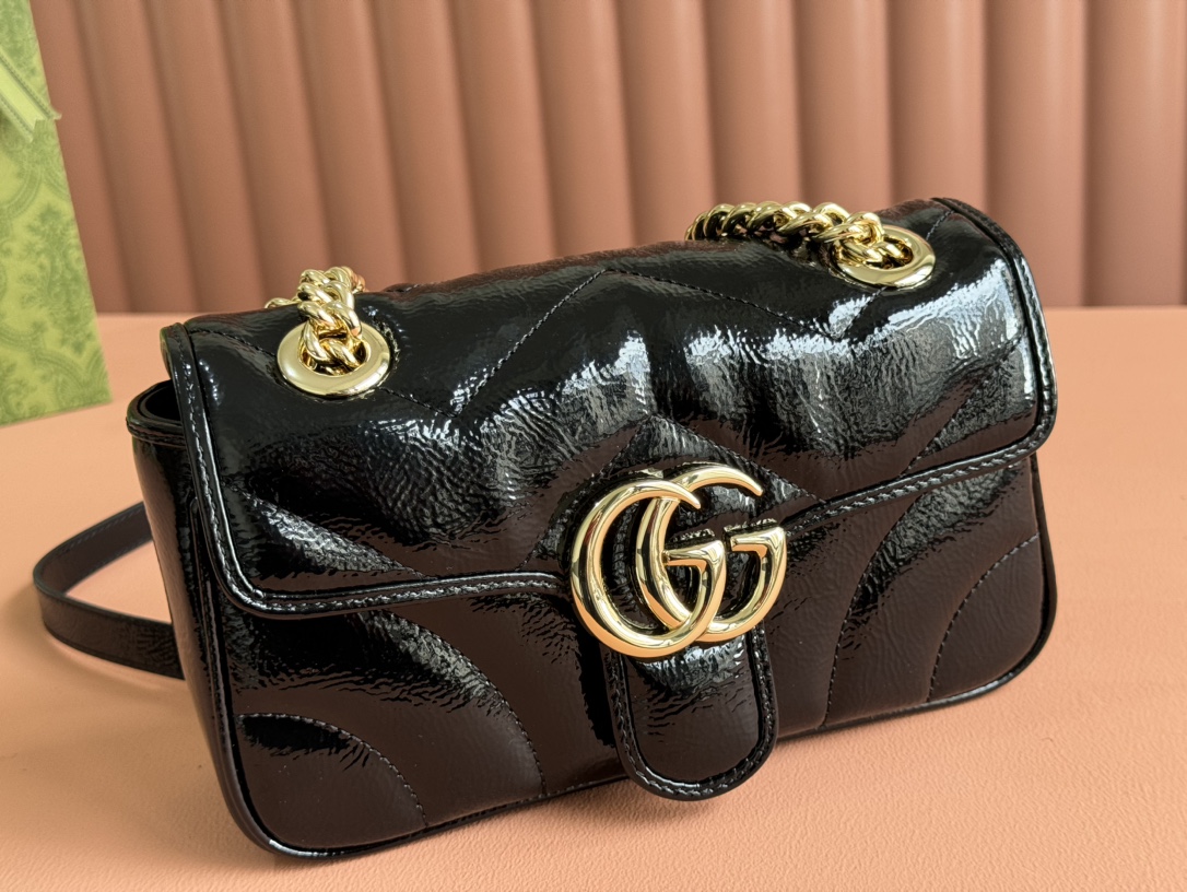 GG Marmont mini shoulder bag-446744