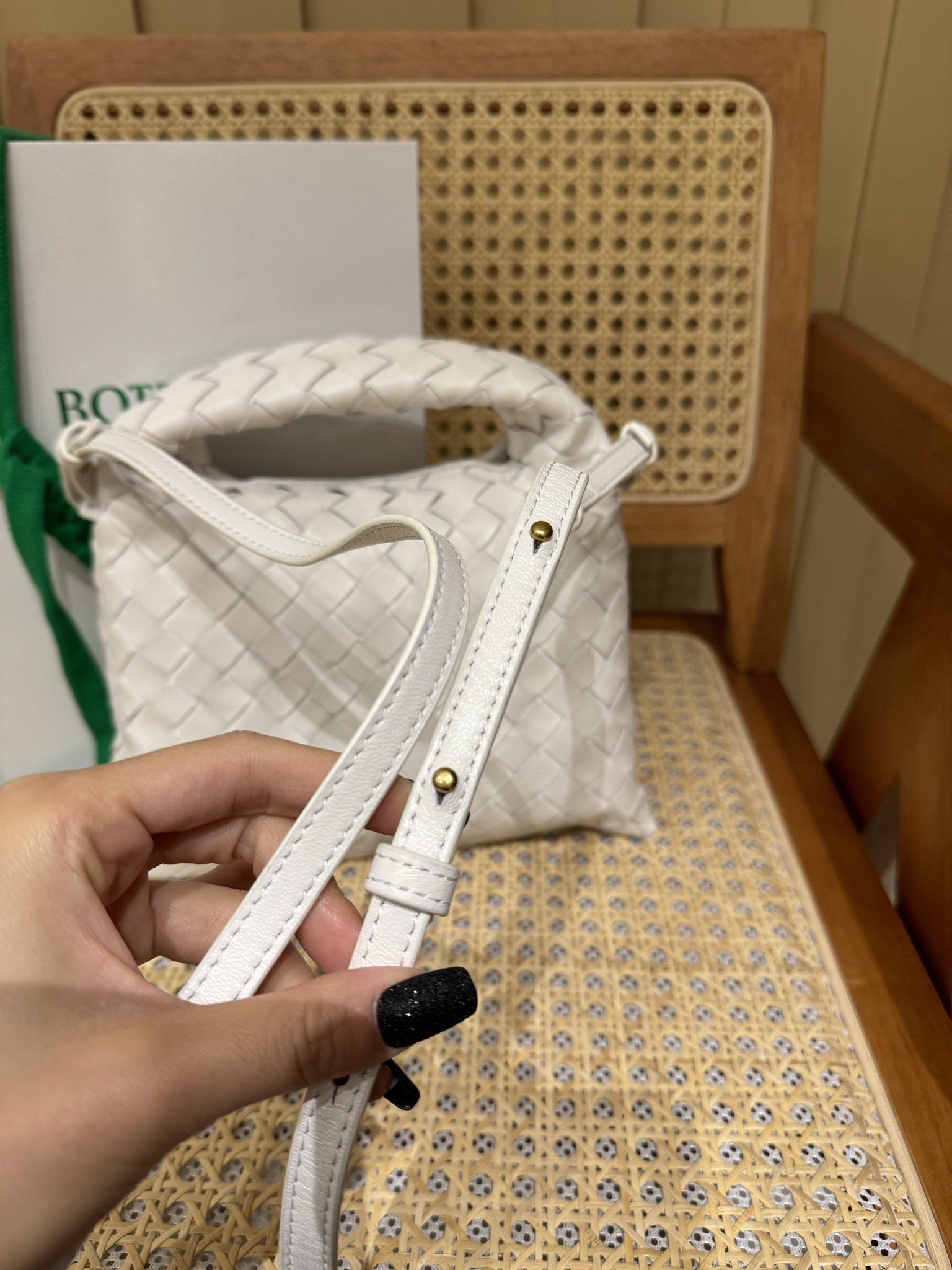 mini Hop crossbody bag Lotus Powder