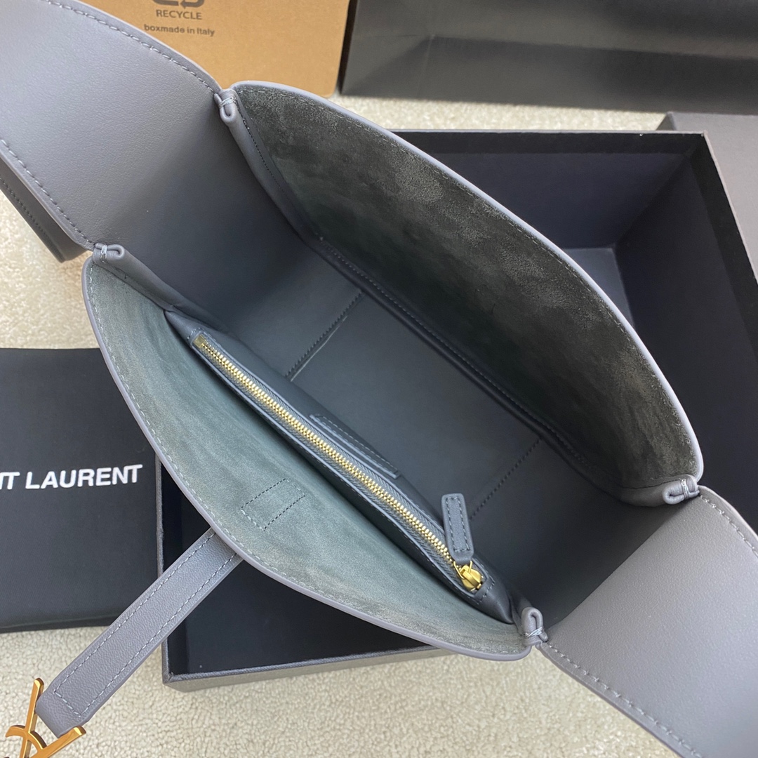 SAINT LAURENT ROSE Hobo Bag