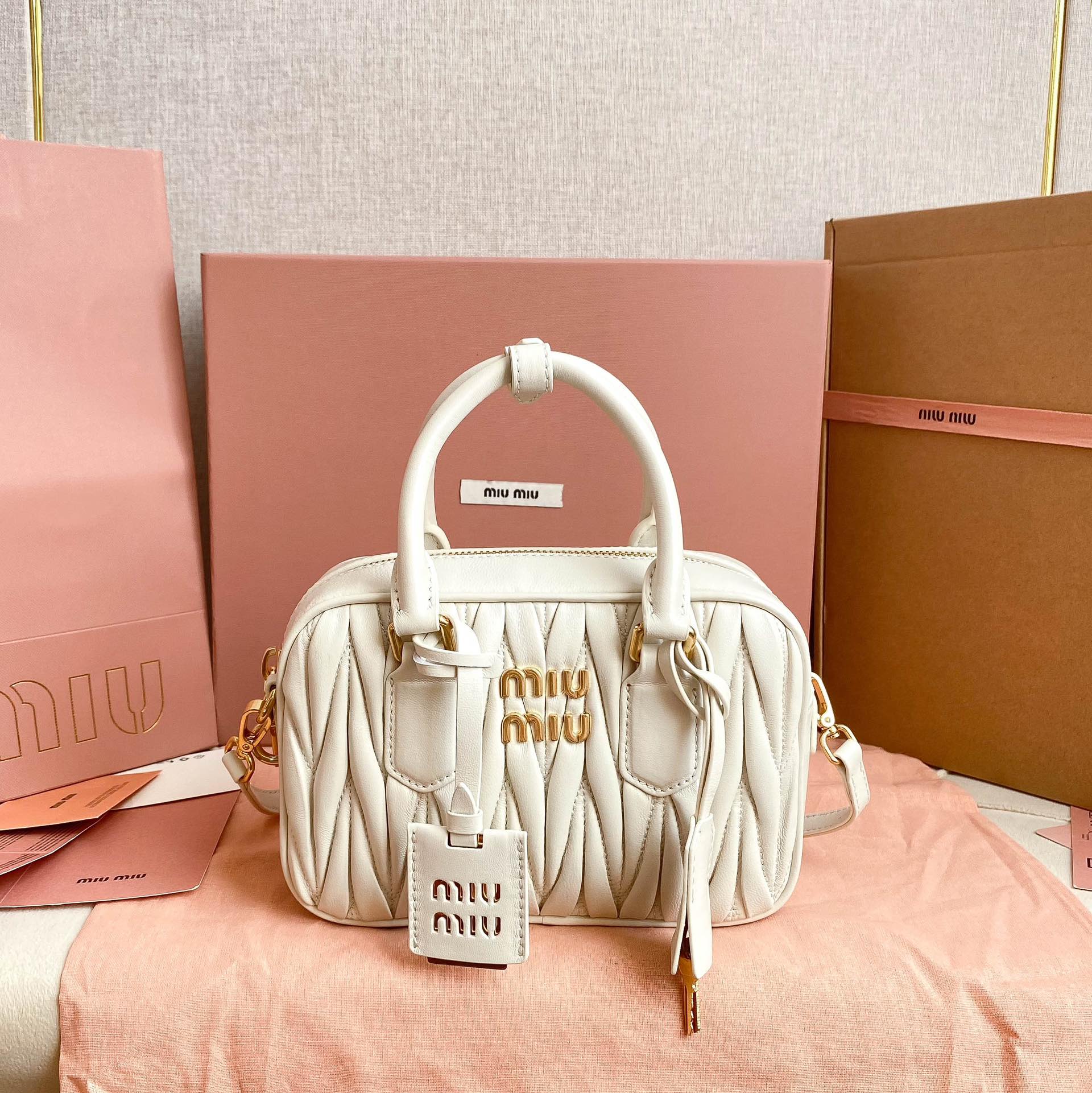 Miumiu-5BB123
