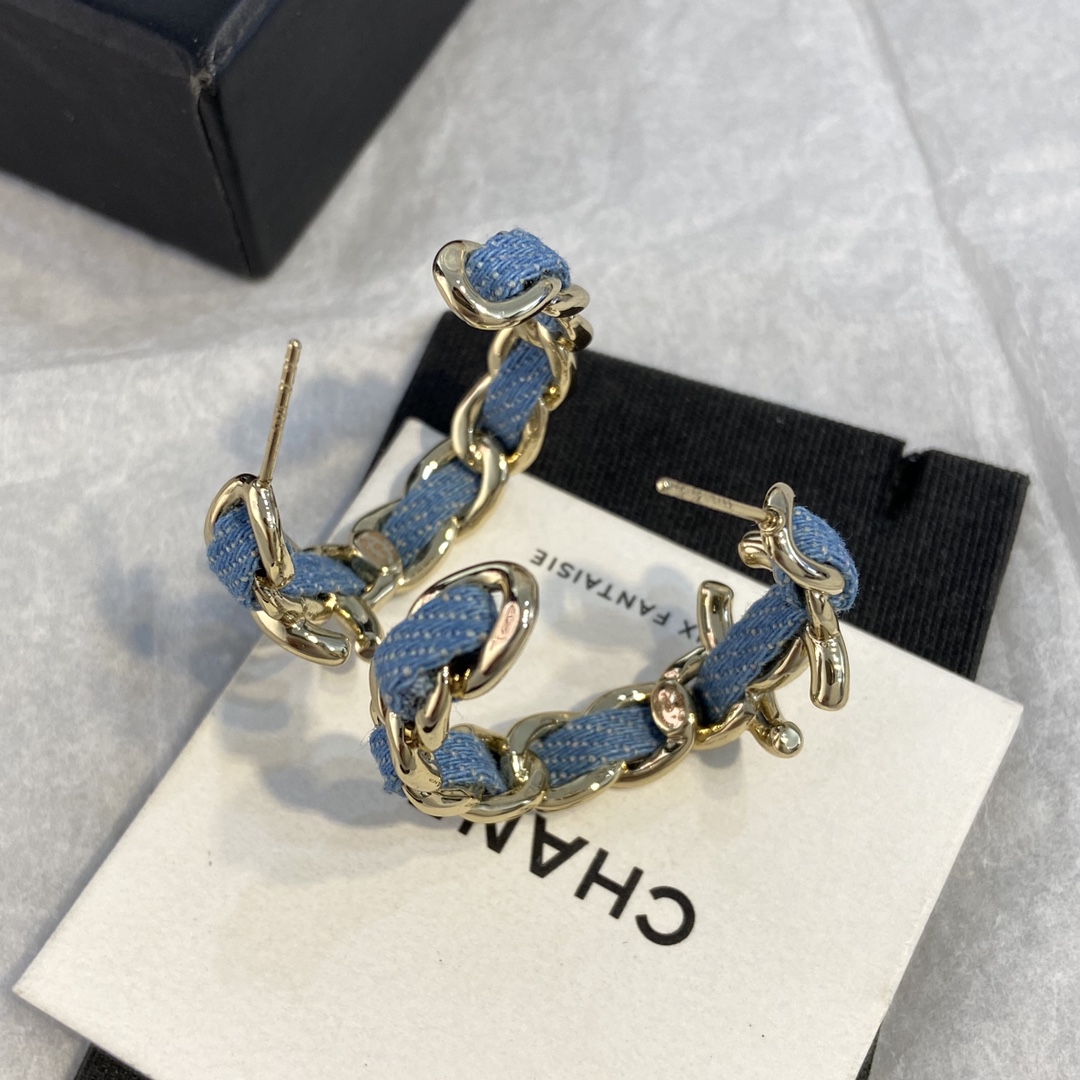 Chanel Hoop earrings - Metal & denim, gold & blue