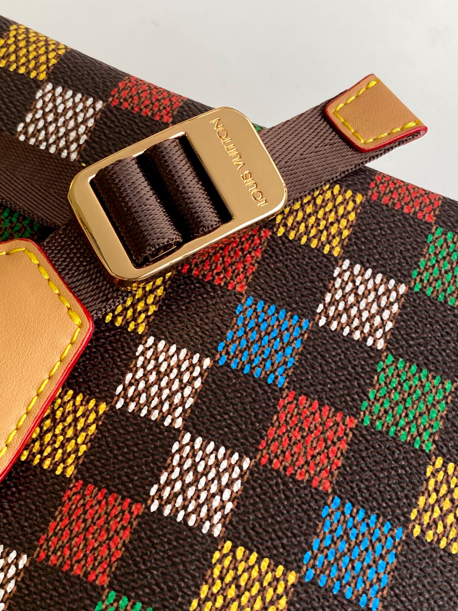 Louis Vuitton N00163 Fashion Show Christopher MM