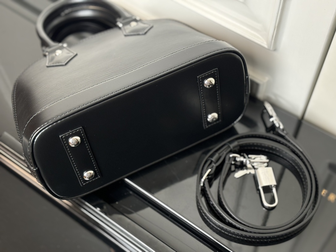 Alma BB Epi Leather – Shoulder and Cross Body Bags – M24645