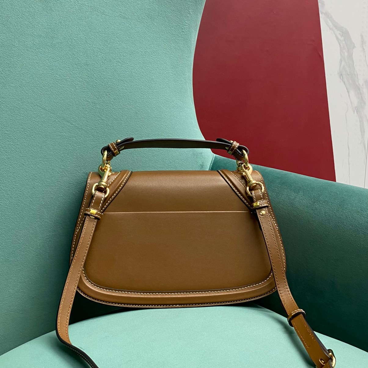 Gucci Blondie medium top handle bag