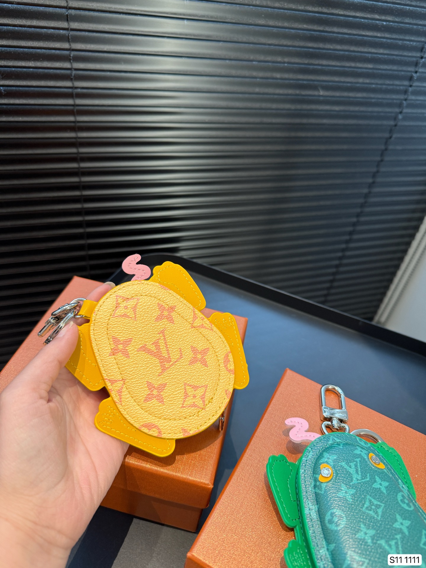 M02238 LV Frog Bag Charm