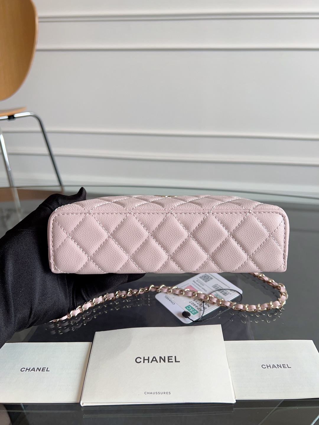CHANEL=Long Vanity with chain