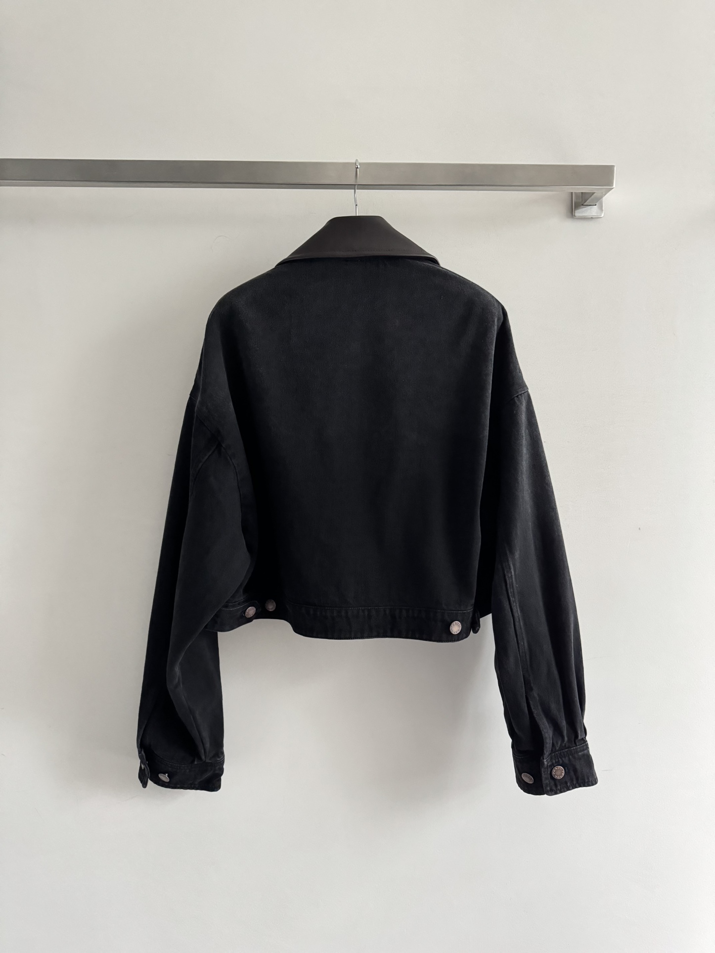 Prada Cropped leather-trimmed denimjacket in blue