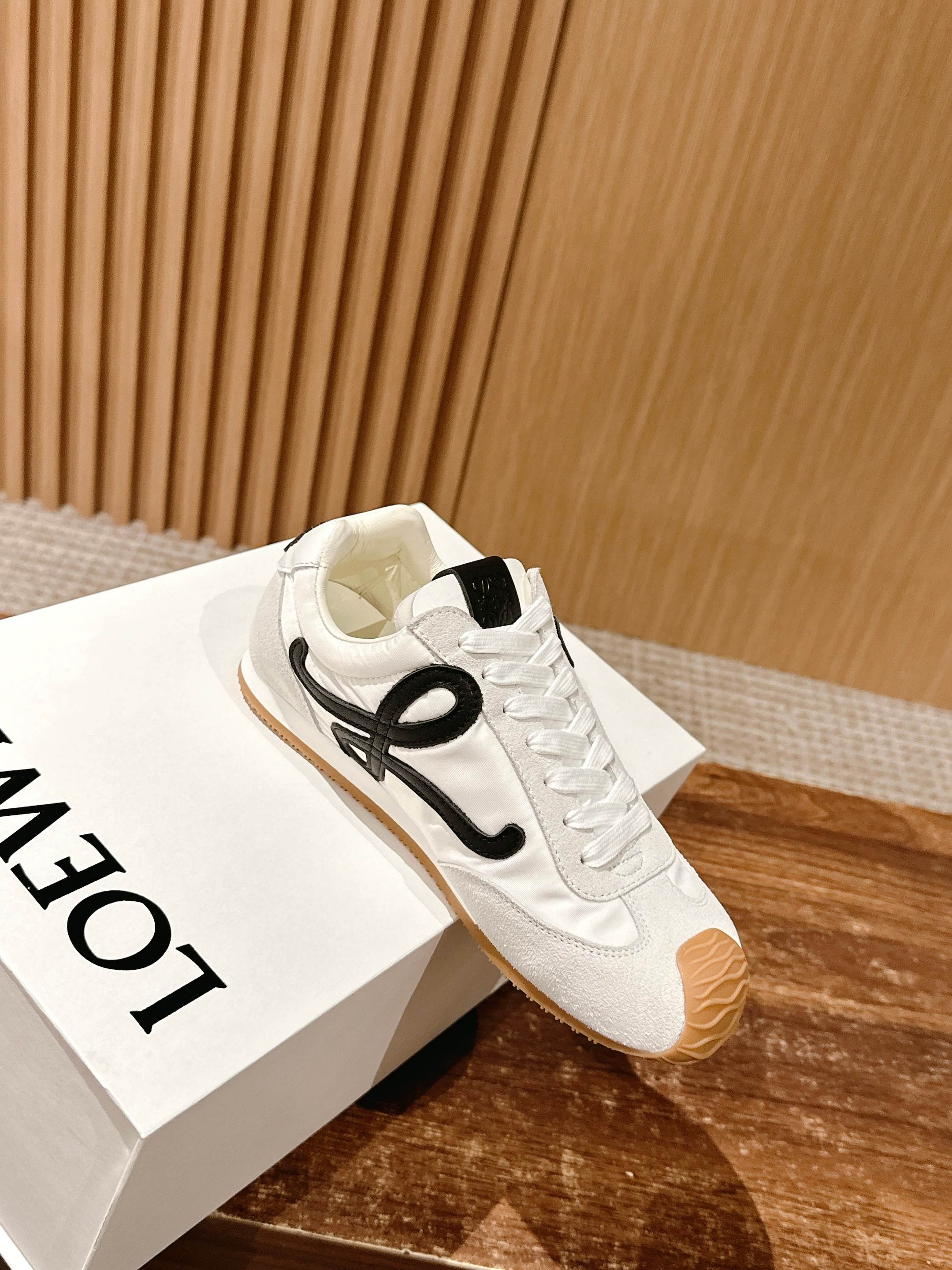 Loewe Ballet Runner 2.0 in nylon and calfskin White/Black