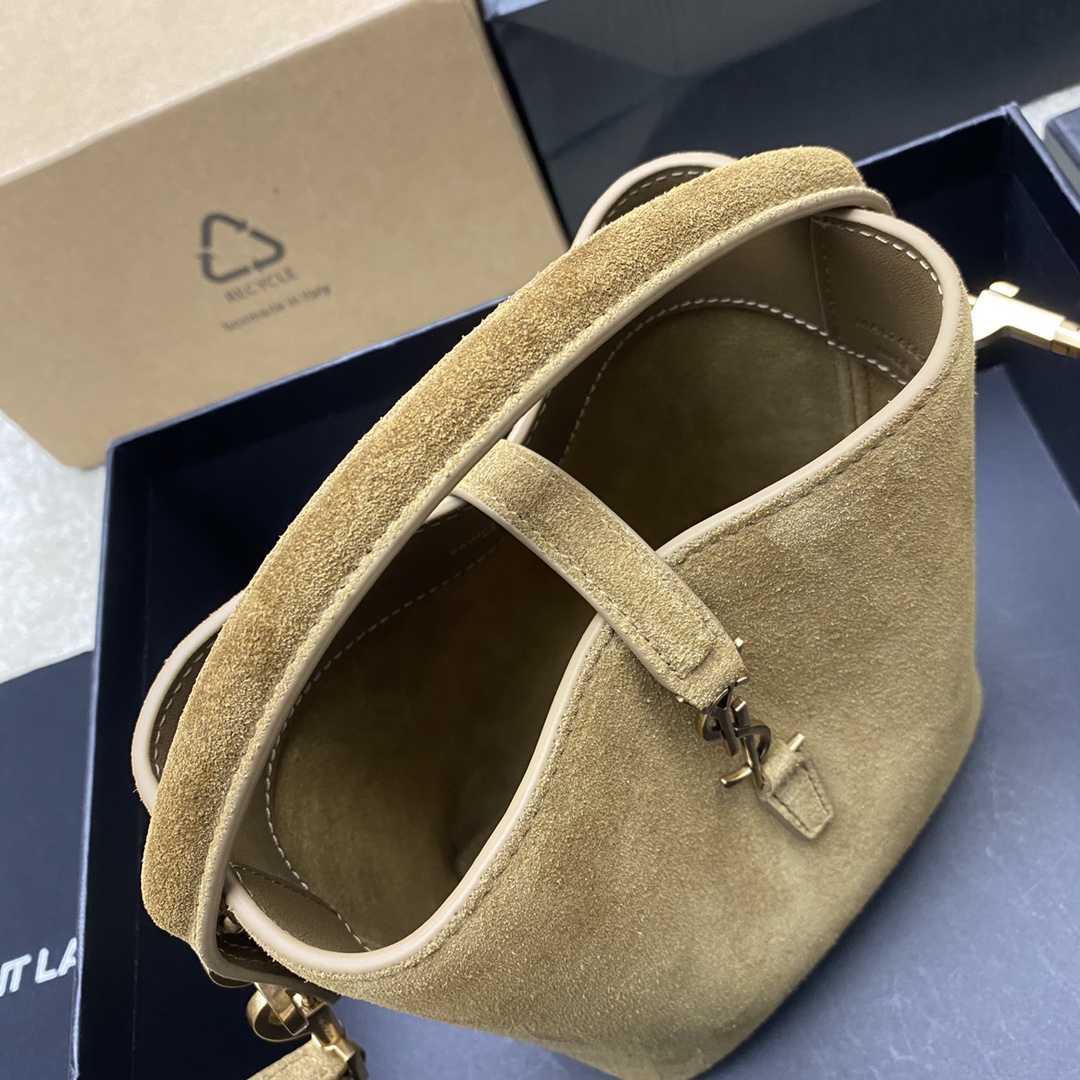 SAINT LAURENT ROSE Hobo in Blush Rose