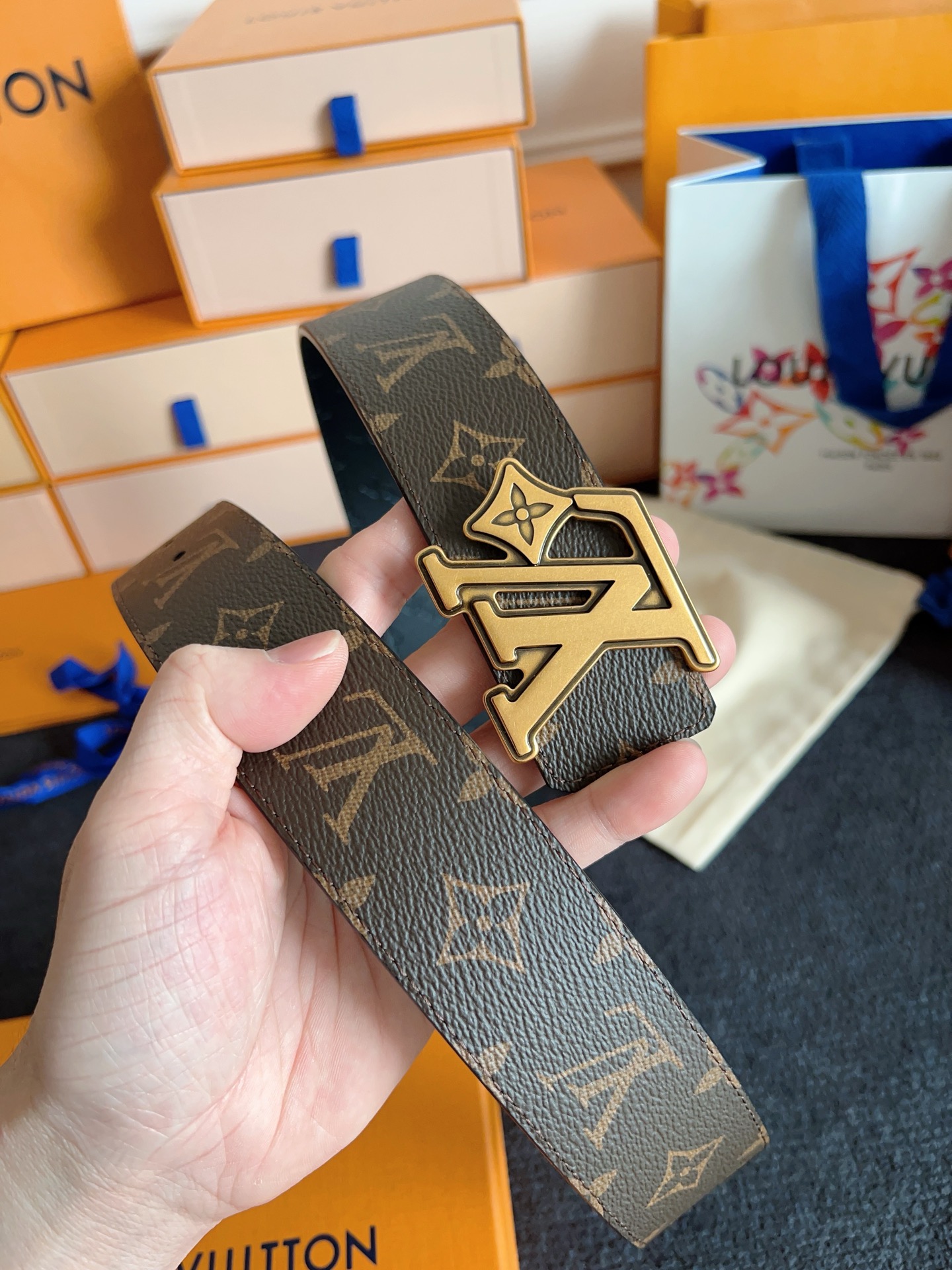 M4061T LV Flower 40mm Reversible Belt