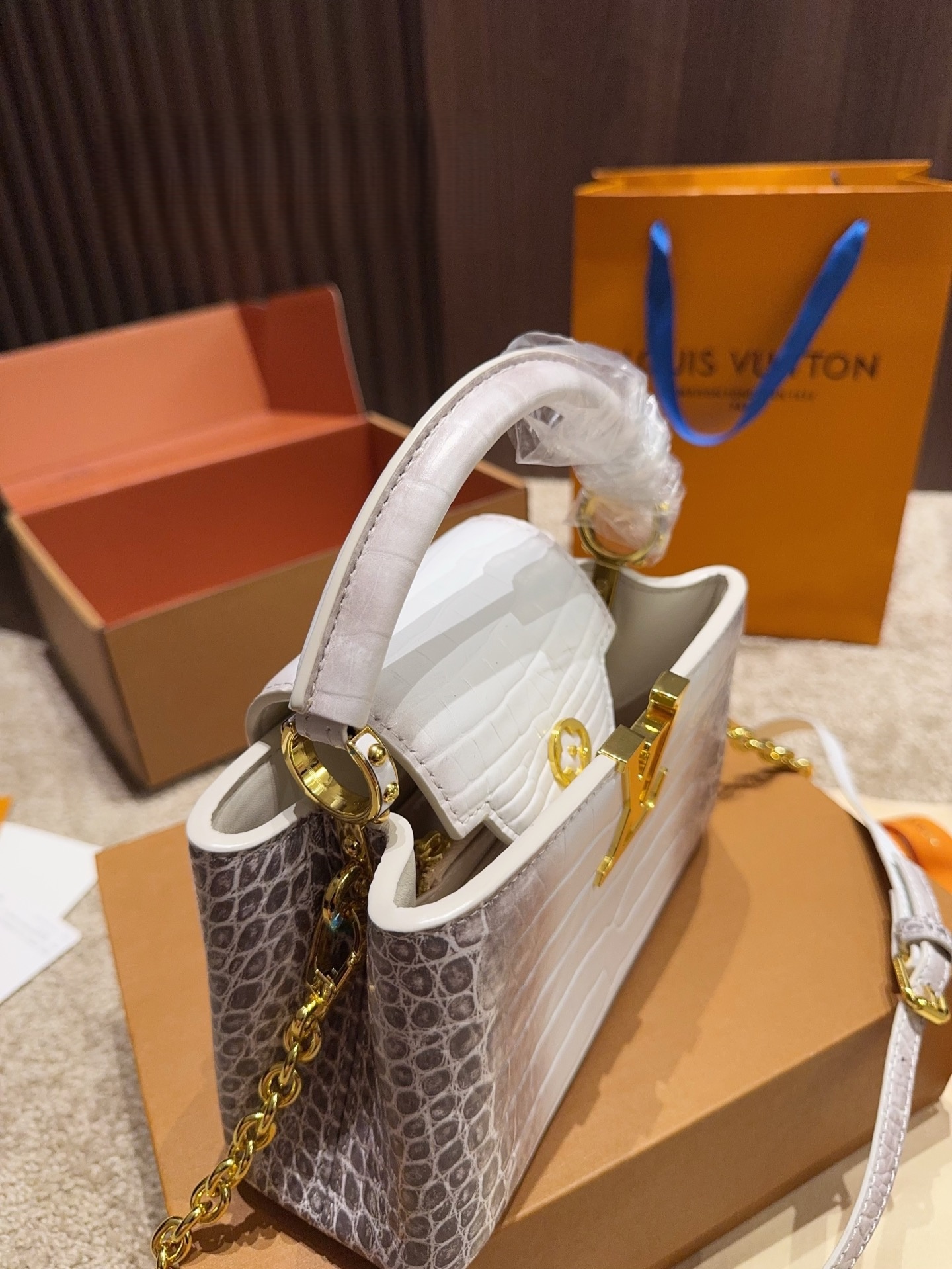 Louis Vuitton Capucines Mini Handbag