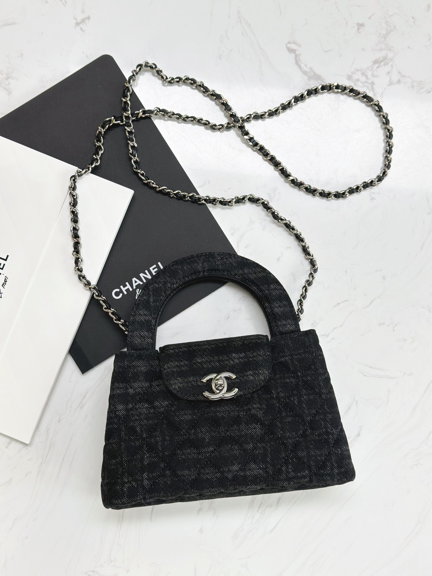 CHANEL 24A Black denim Kelly
