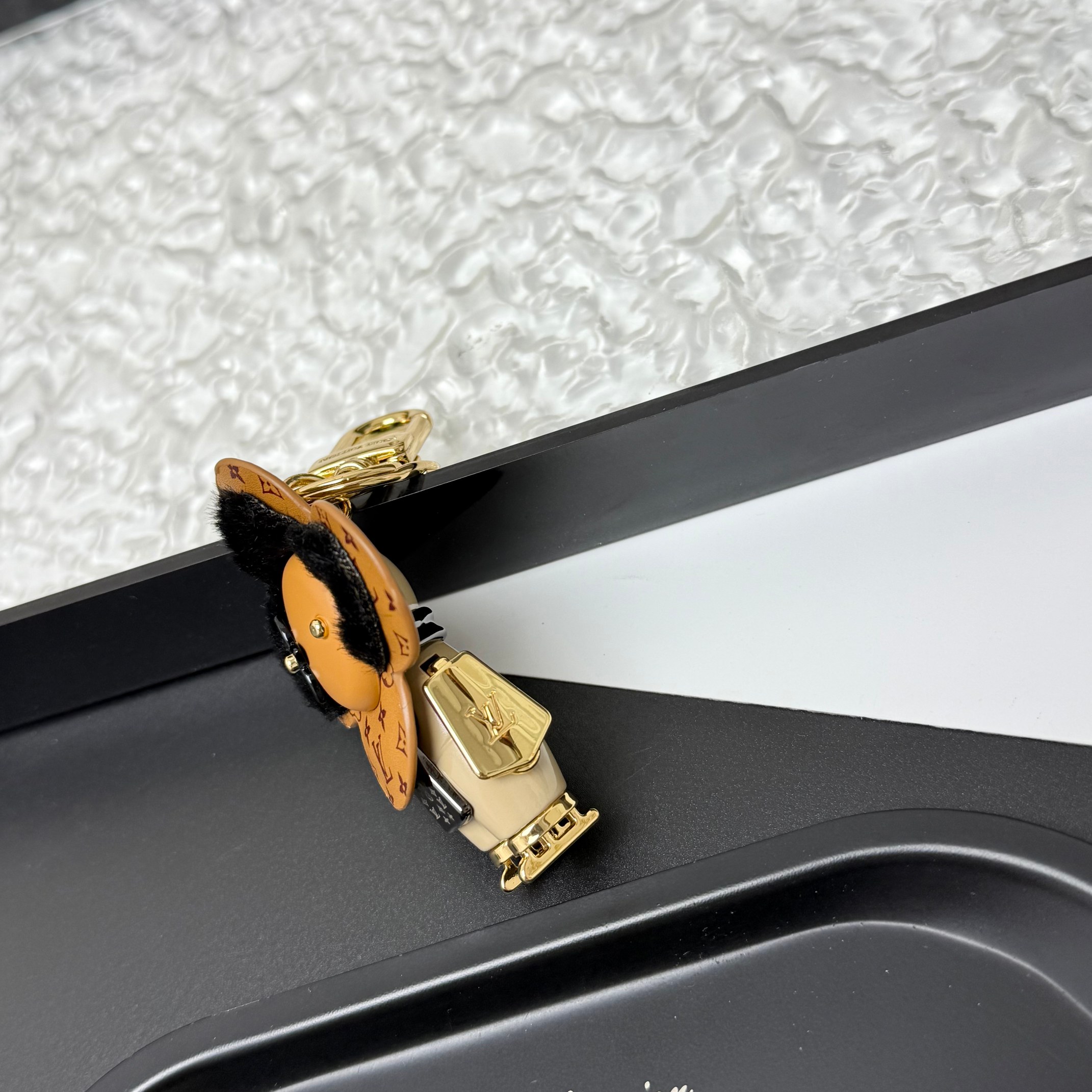 Louis Vuitton Vivienne Ski Bag Charm And Key Holder