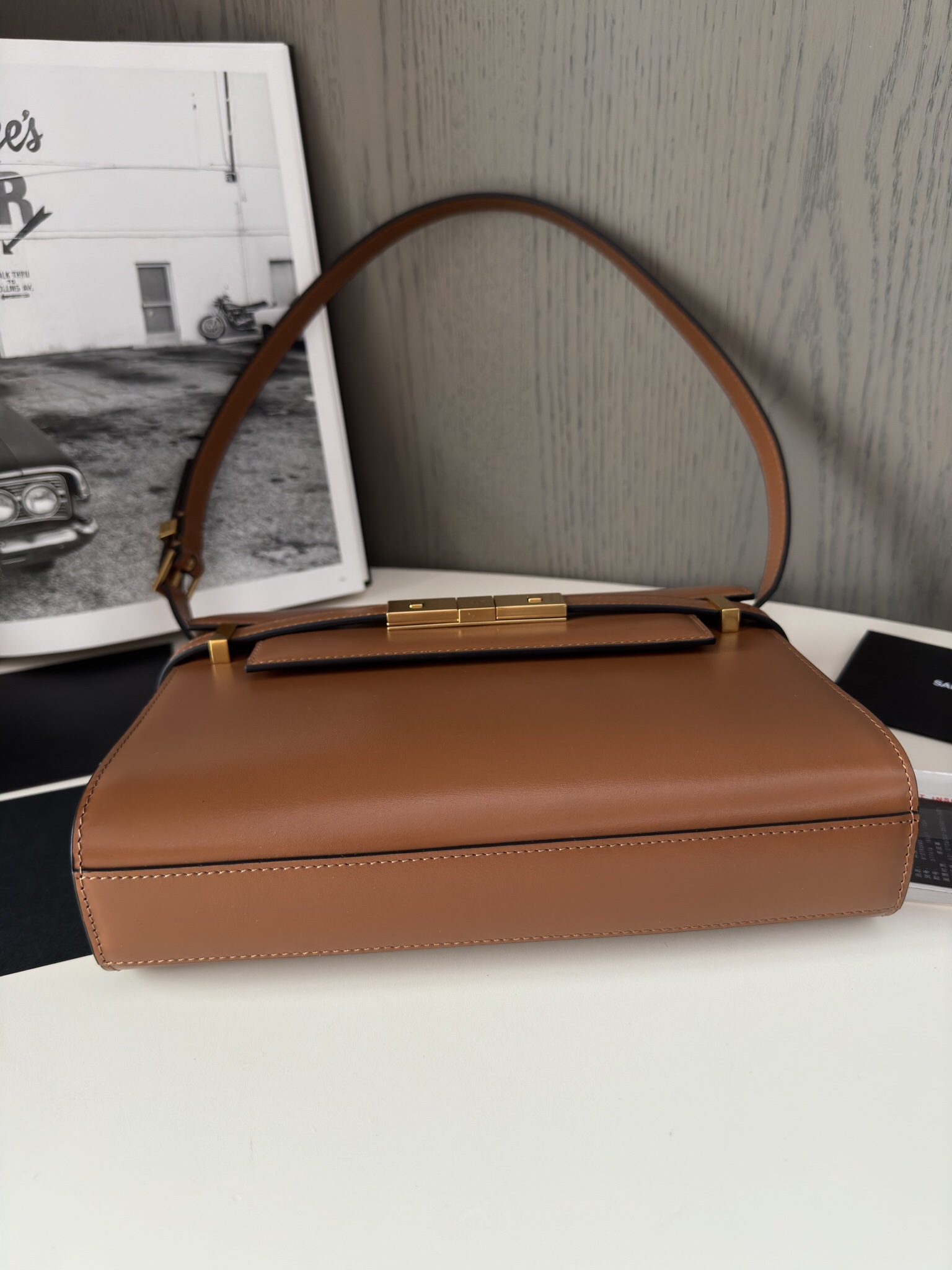 YSL-BROWN Manhattan Small shoulder bag
