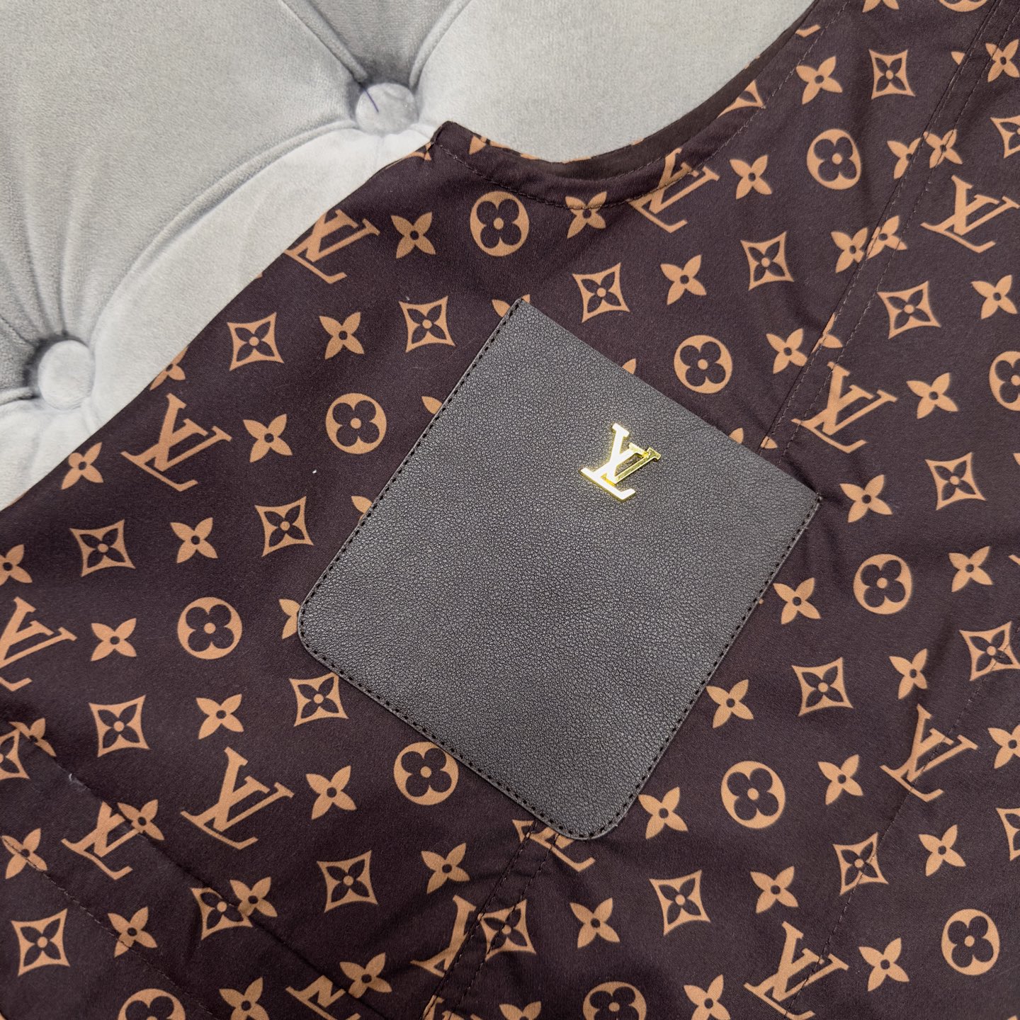 LV High-Waisted Sleeveless Printed Dress｜2025 Spring/Summer Trend