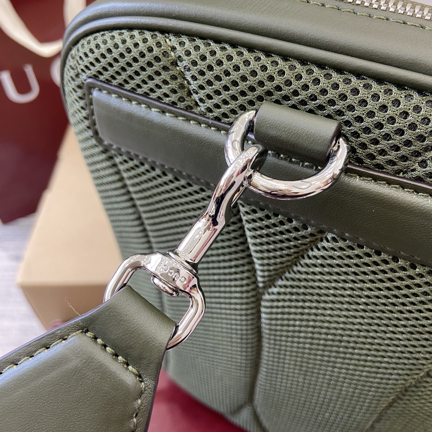 Gucci GG Monogram small slingbag