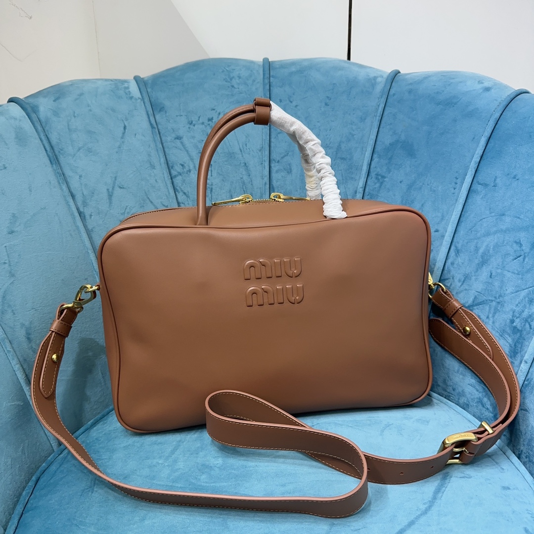 Miu Miu-Leather Beau bag- Cognac