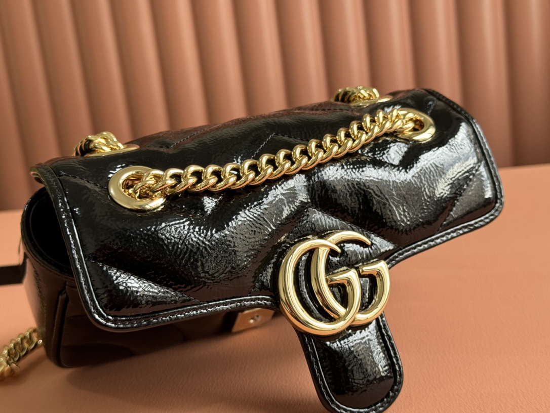 GG Marmont mini shoulder bag-446744