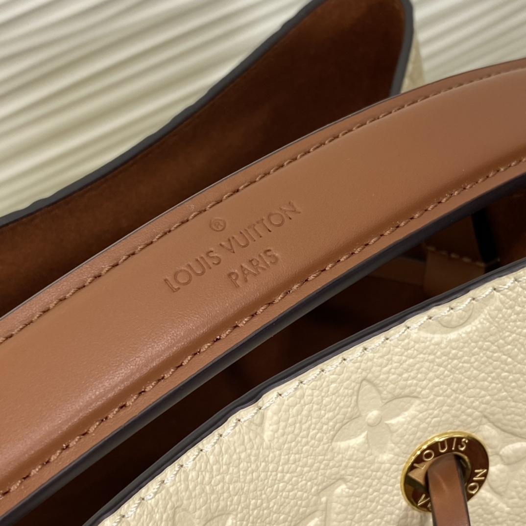 LV Embossed Calfskin Noé Bucket Bag