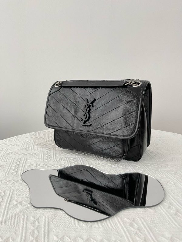 YSL-Niki-28cm-Black-633158