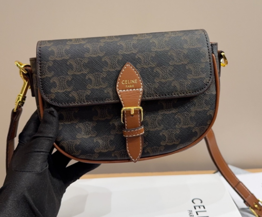 CELINE FOLCO SHOULDER BAG IN Triomphe Canvas and Calfskin