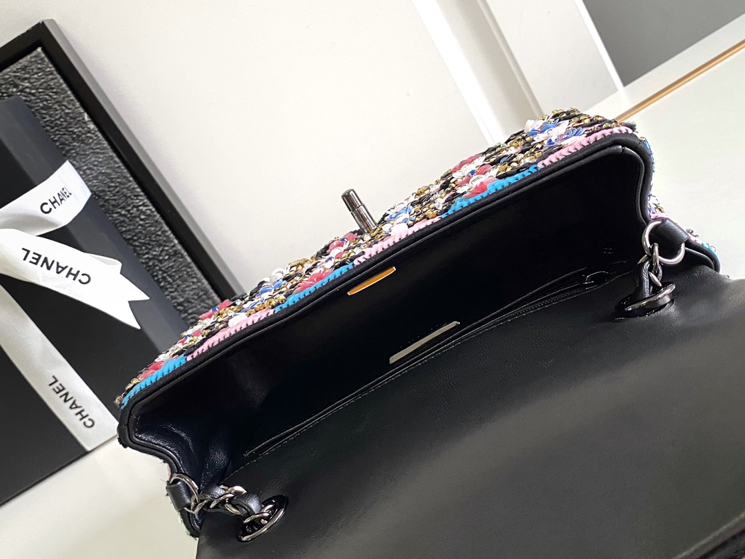 chanel embroidery bag