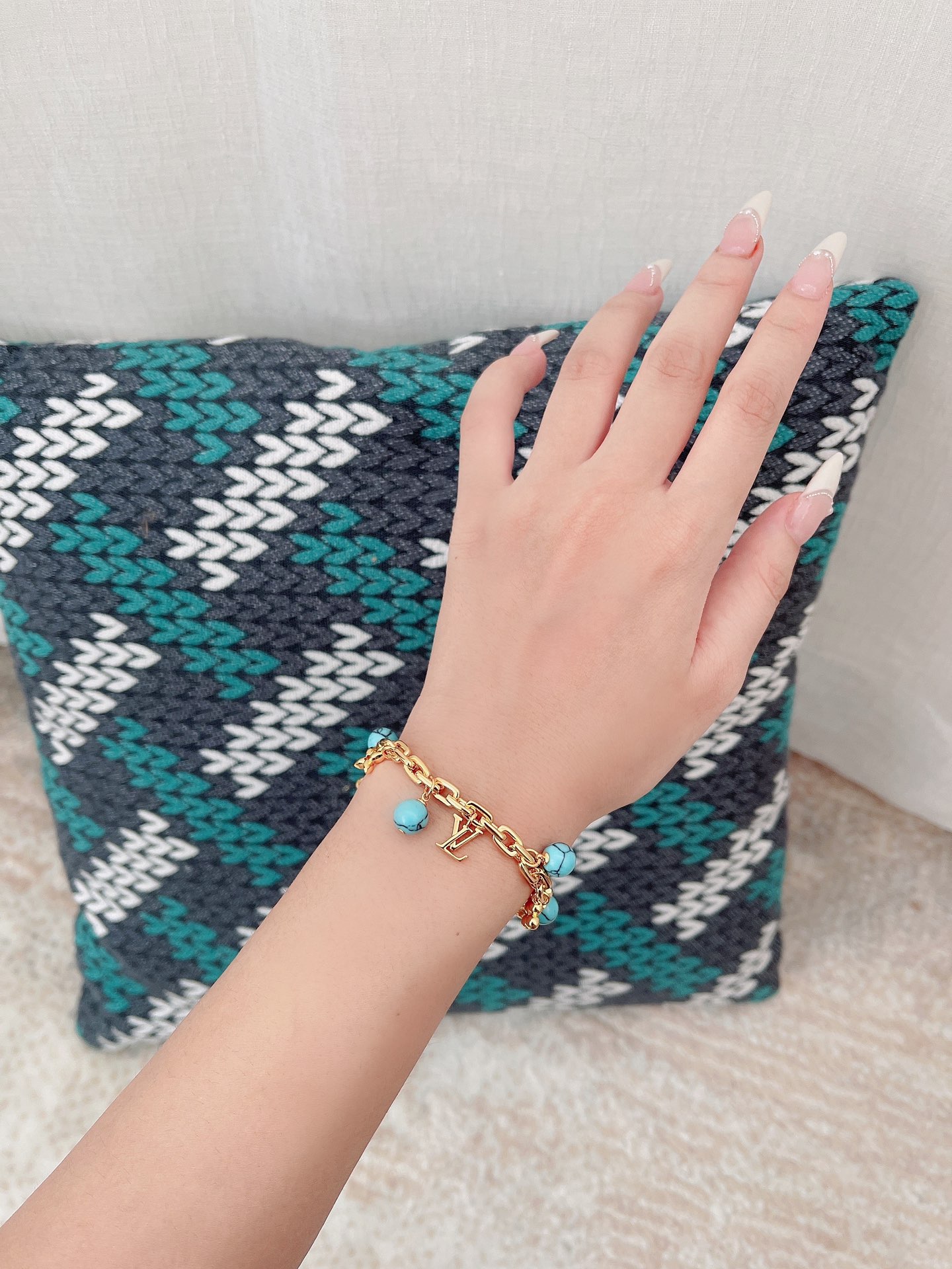 LV My Pearl bracelet