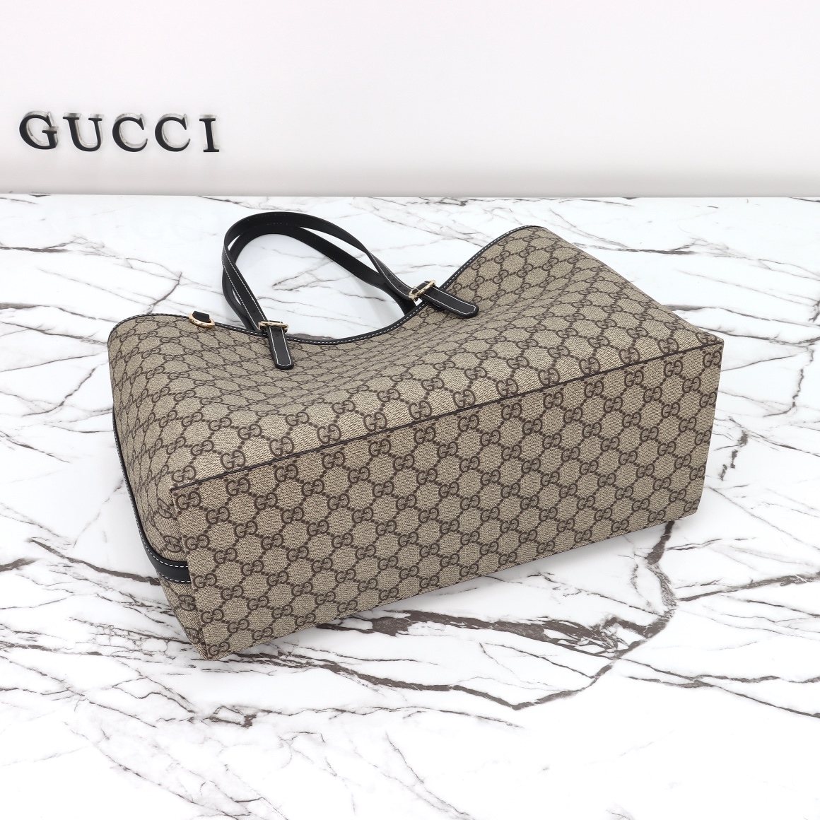 New GG Emblem series medium shoulder bag