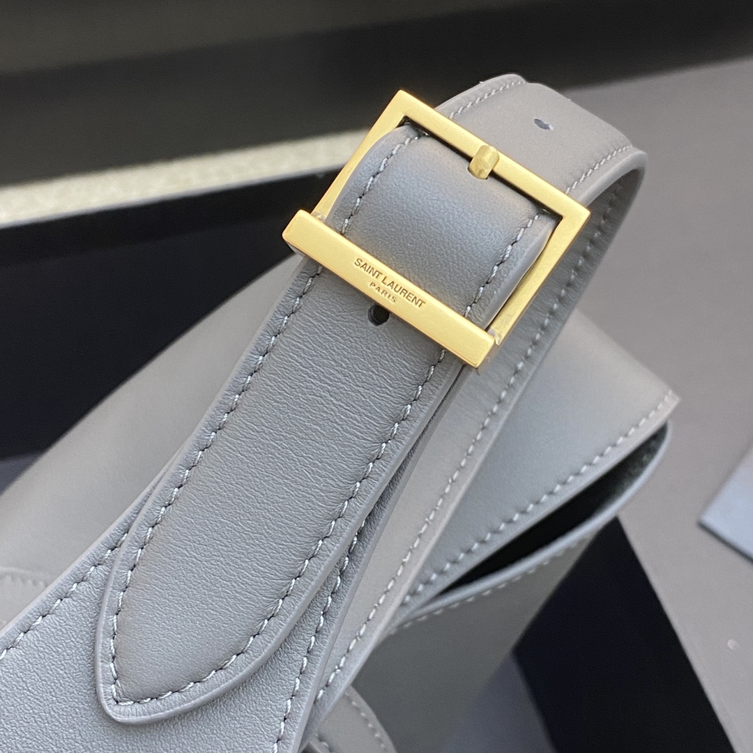 SAINT LAURENT ROSE Hobo Bag