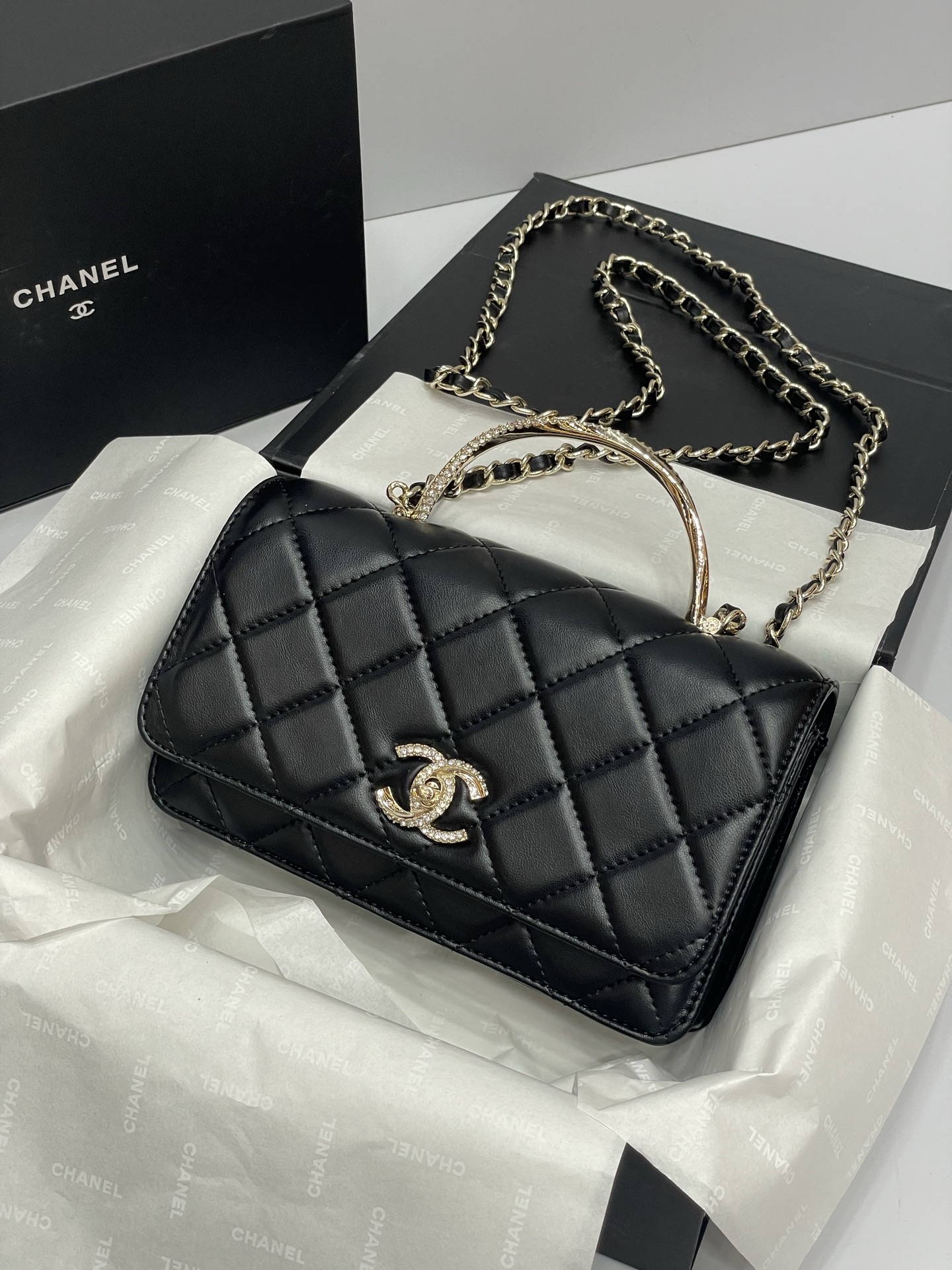 Chanel-Purse with handle