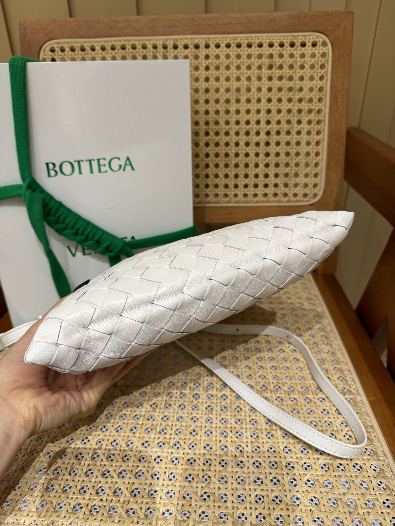 mini Hop crossbody bag Lotus Powder