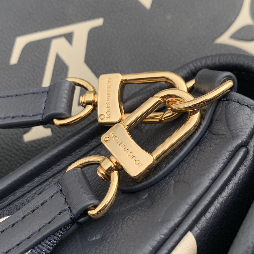 Louis Vuitton Navy / Crème M47161 Diane