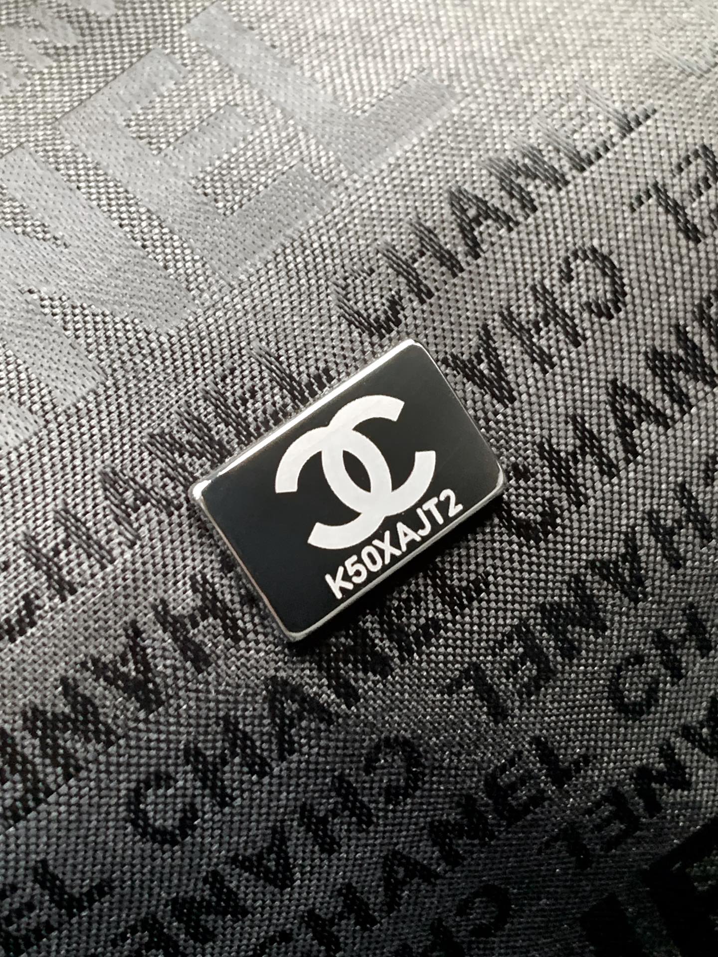 black and silver who doesn't love bag