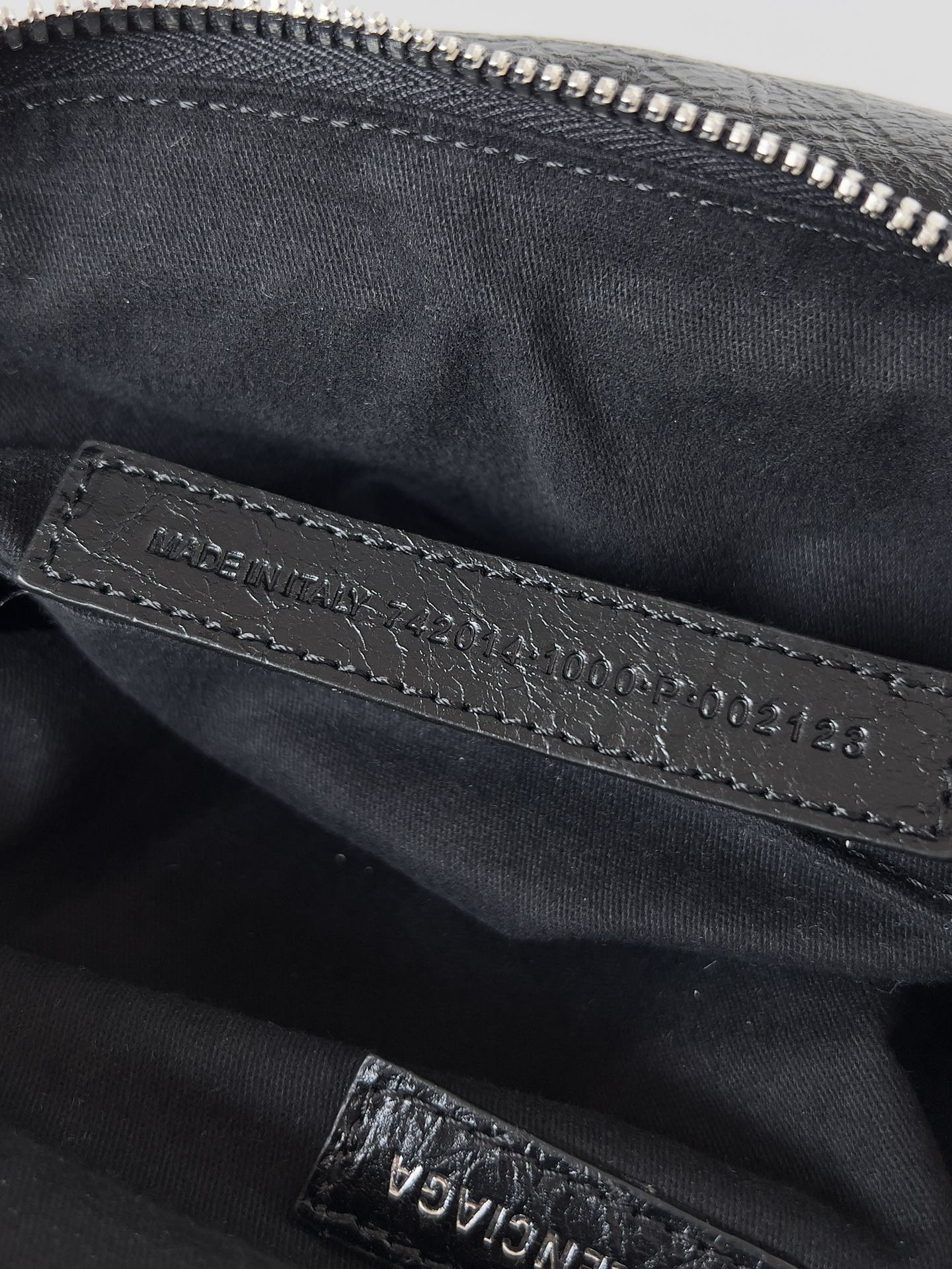 Balenciaga Le Cagole Zipped Belt Bag