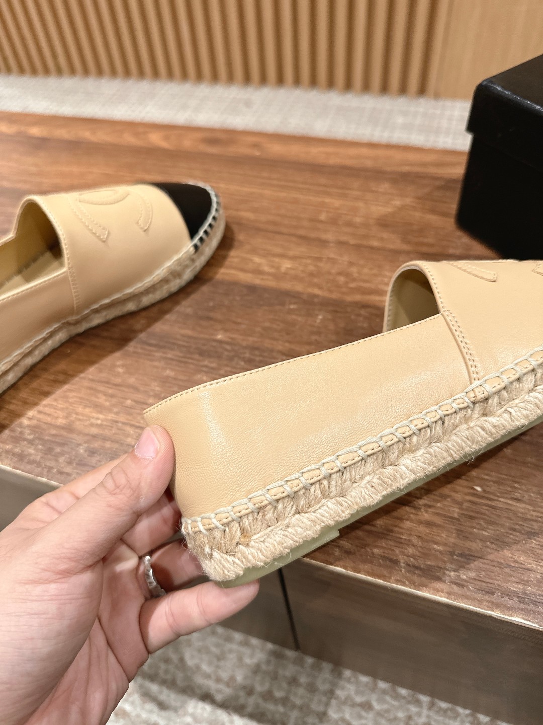 Chanel Espadrilles-Beige