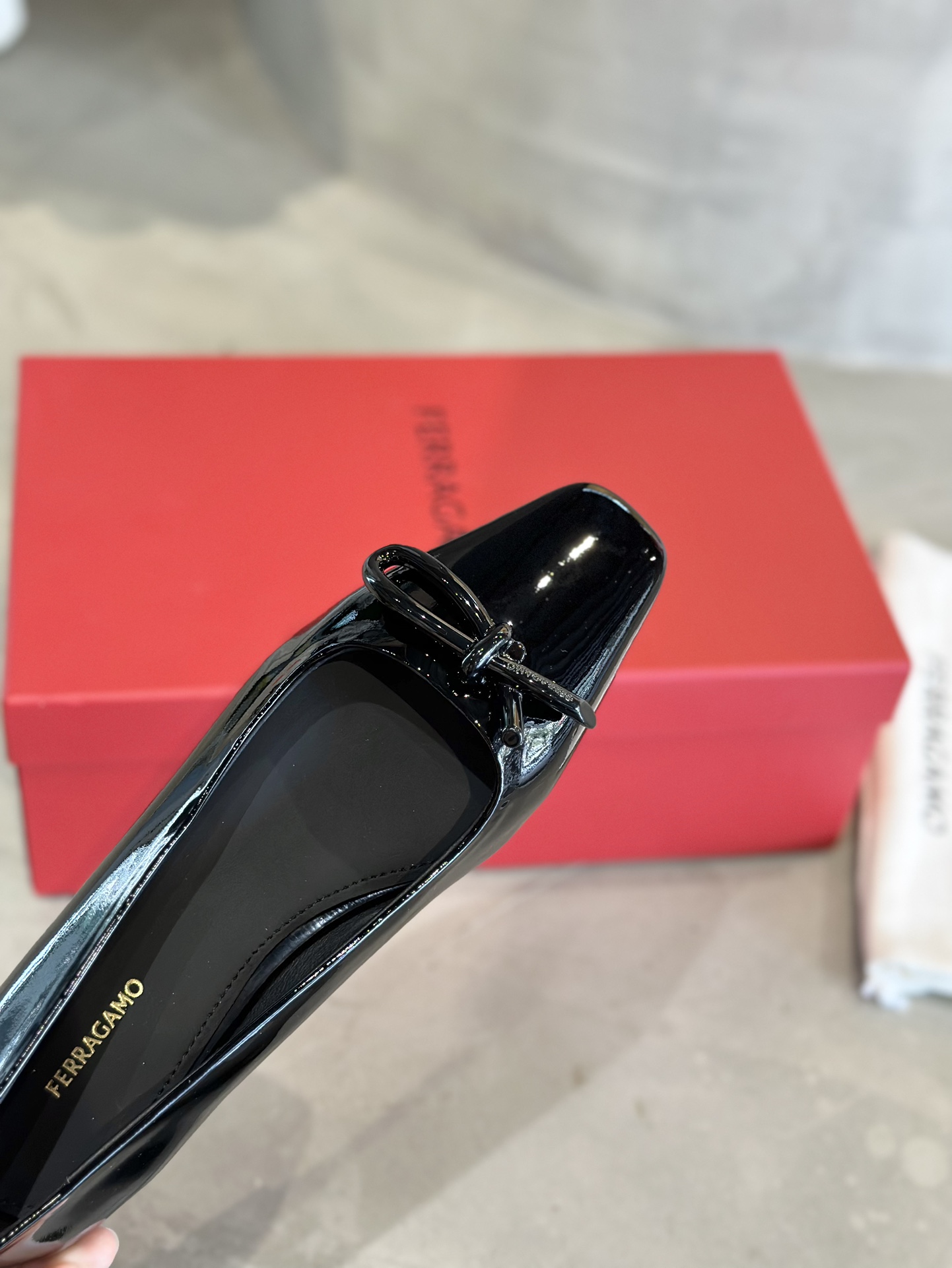 FERRAGAMO-Inspired New Vara Ballet Flats