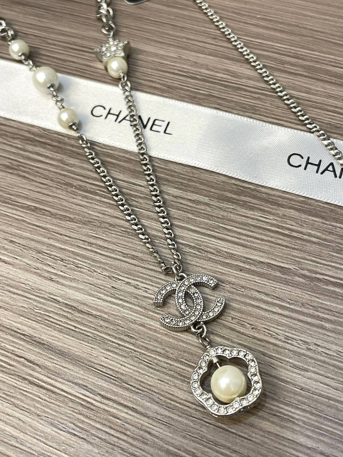 CHANEL Necklace