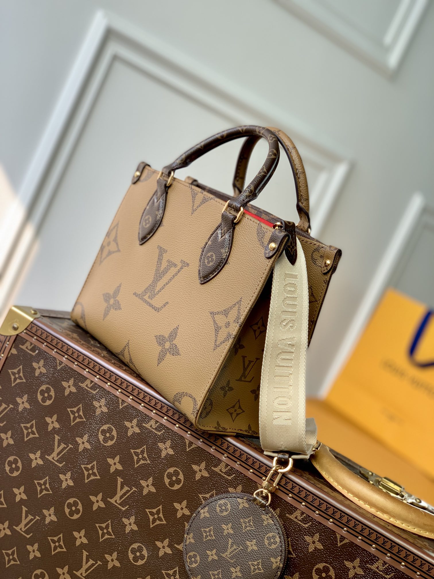 Louis Vuitton M46373 OnTheGo PM