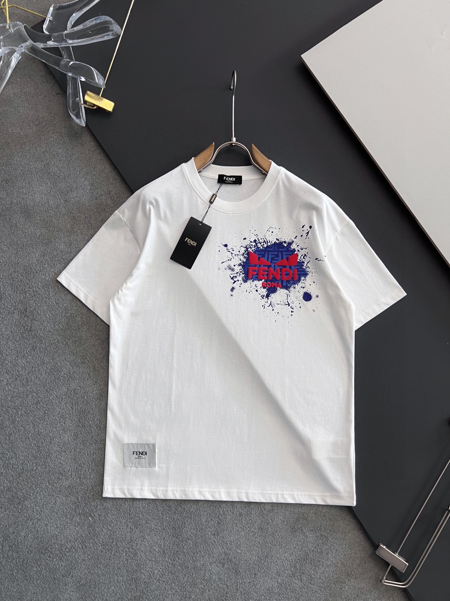 Fend* stock four season series short sleeves-white