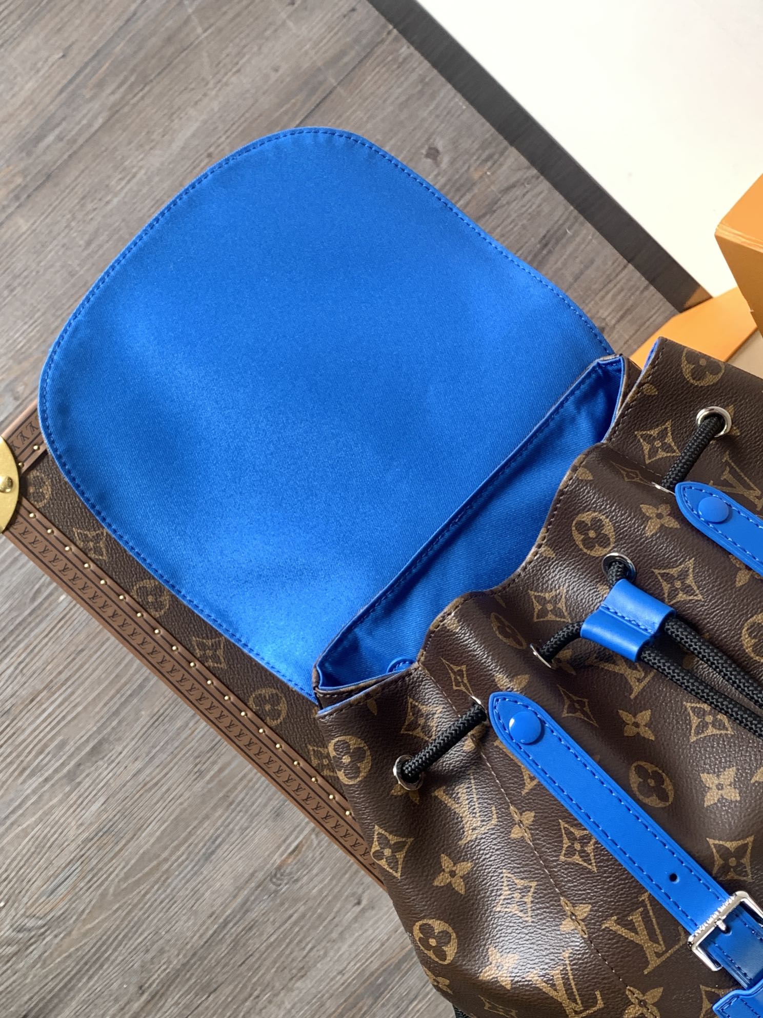 Louis Vuitton Christopher MM M46813 Blue