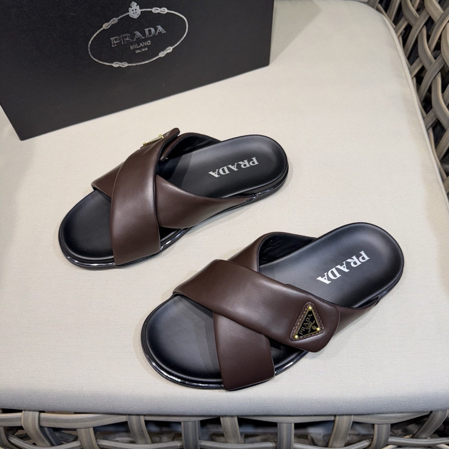 Prada Men’s Leather Sandals / Slides – New Arrival