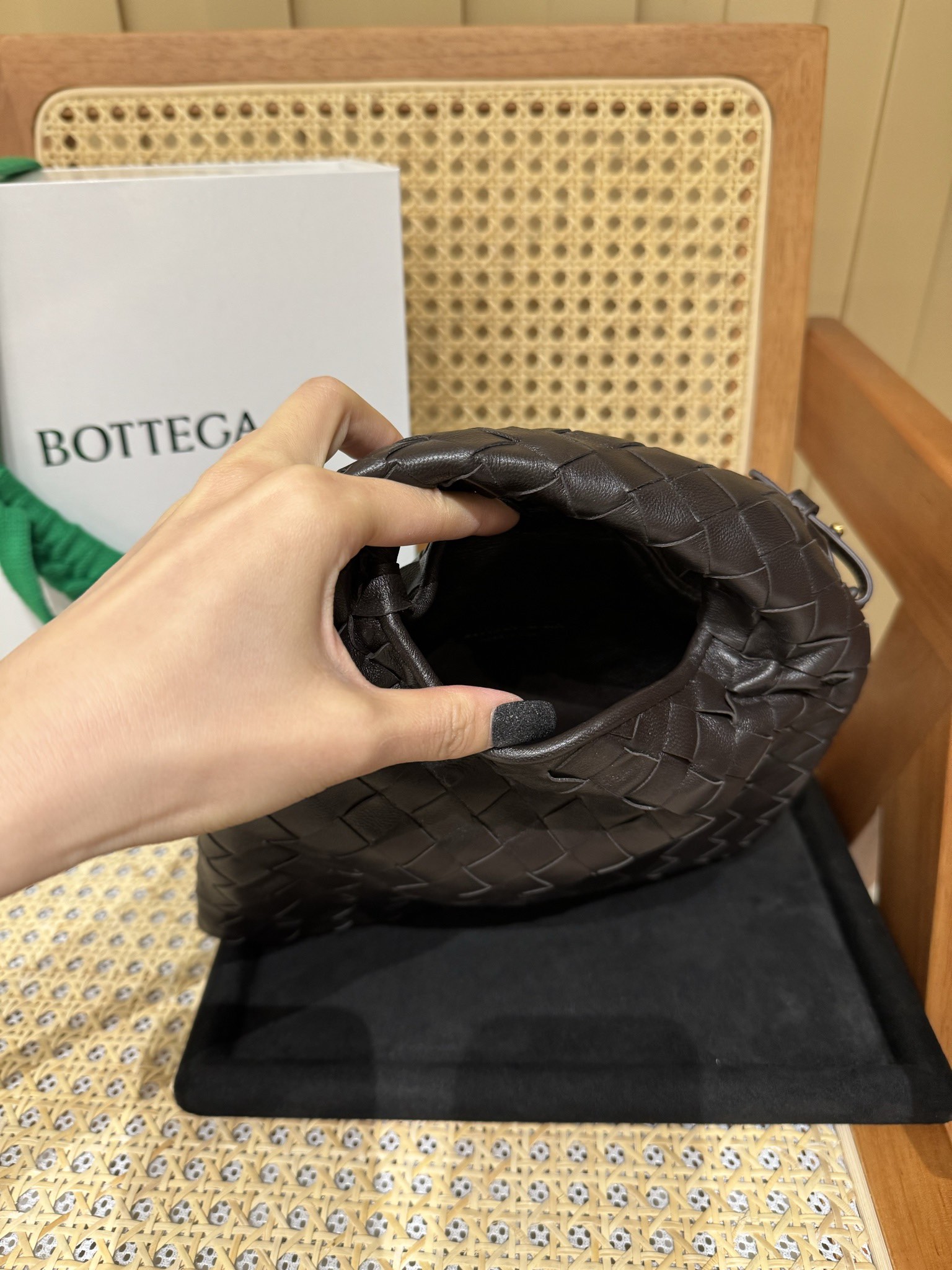 mini Hop crossbody bag Chocolate brown