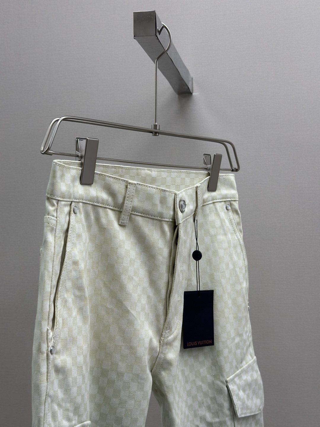 Louis Vuitton 25 Early Spring Collection