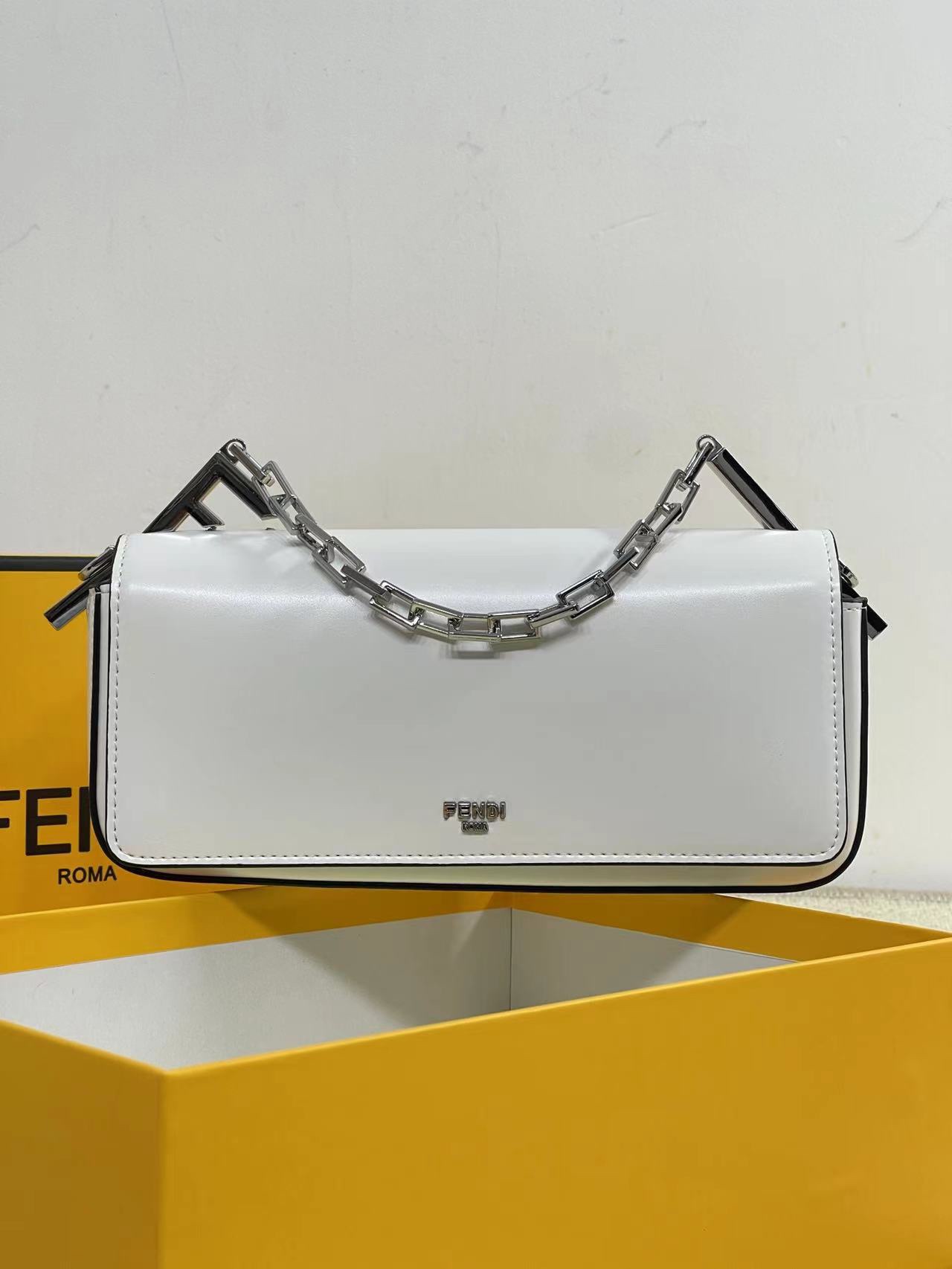 FENDI-First Sight clutch-White